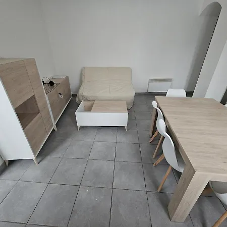 Apartment Calme, A 15 Minutes De La Pia