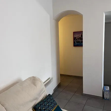 Apartment Calme, A 15 Minutes De La Pia